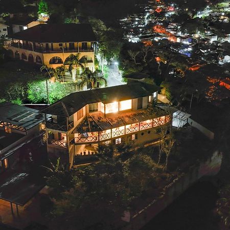 A Casa Bella - Guesthouse Илябела Екстериор снимка
